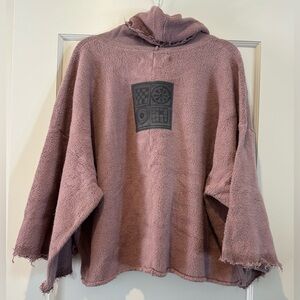 Blue Fish Crop Cowl Sherpa in Wood Rose - NWT!